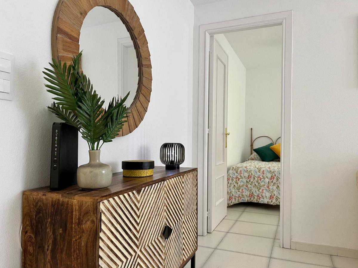 Modern Apartment On The Beach With Pool كاليبي المظهر الخارجي الصورة