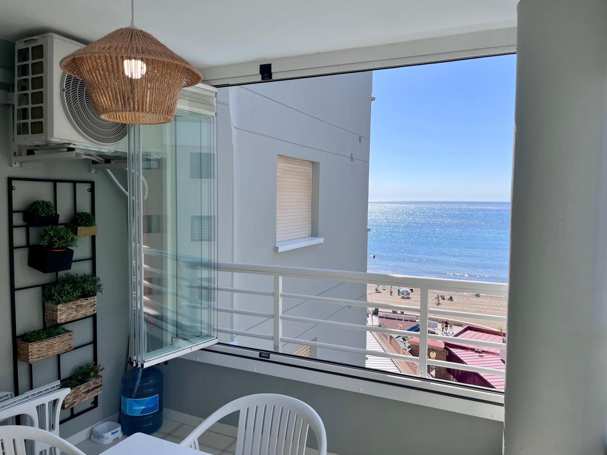 Modern Apartment On The Beach With Pool كاليبي المظهر الخارجي الصورة